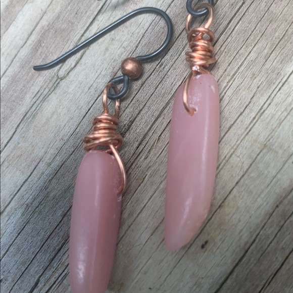 Pink Opal copper wrapped. Niobium ear wire earrings - Picture 5 of 8